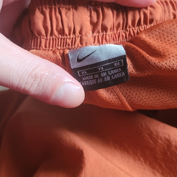 Vonage 90s Nike Track Suit - Picture 11 of 13